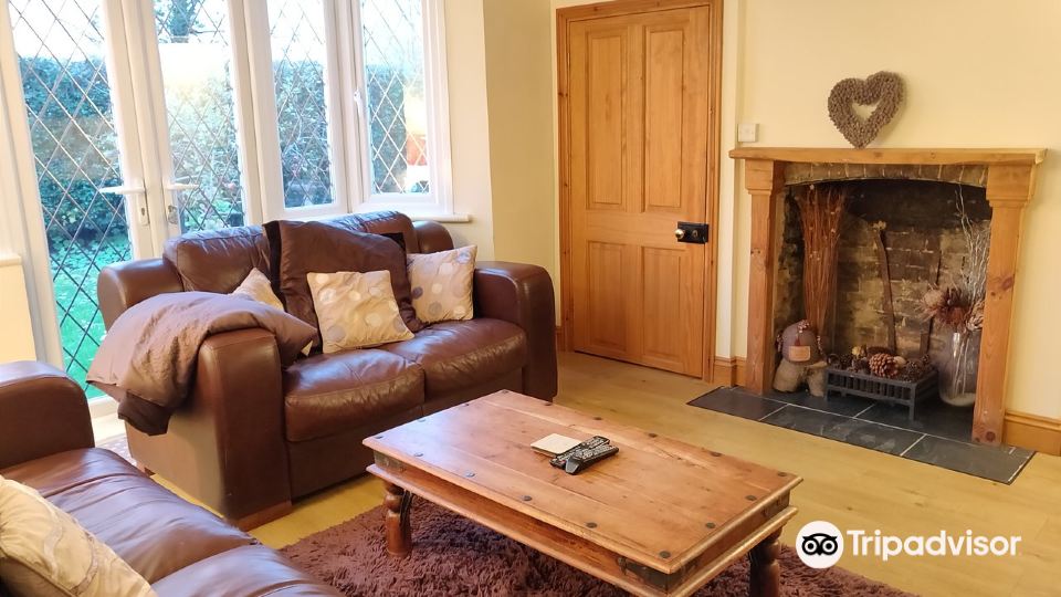 Whitehouse Guest House