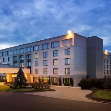 Embassy Suites by Hilton Piscataway Somerset