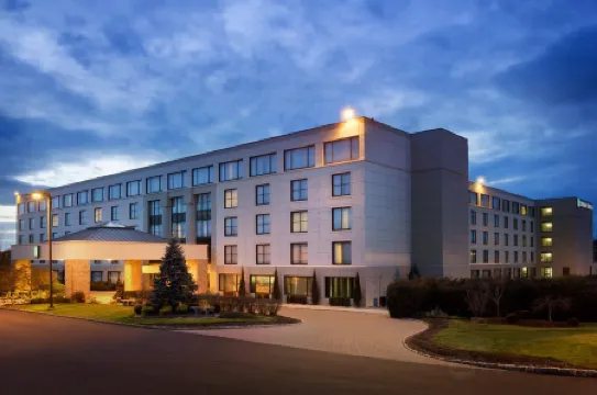 Embassy Suites by Hilton Piscataway Somerset