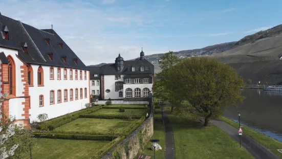 Mosel-Vinothek & Wine Museum