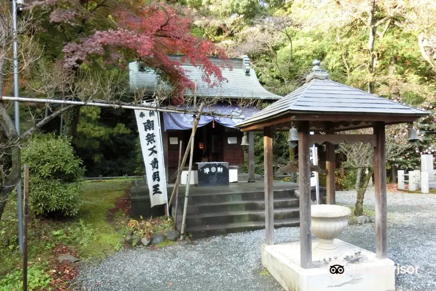 Shirane Shrine