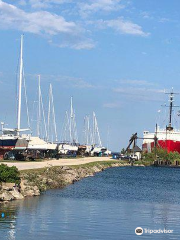 Shepler's Lighthouse Cruises