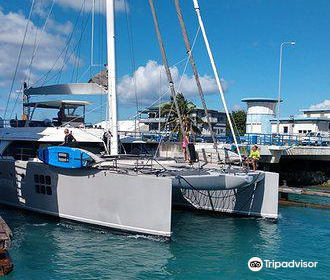 The Yacht Club at Isle de Sol