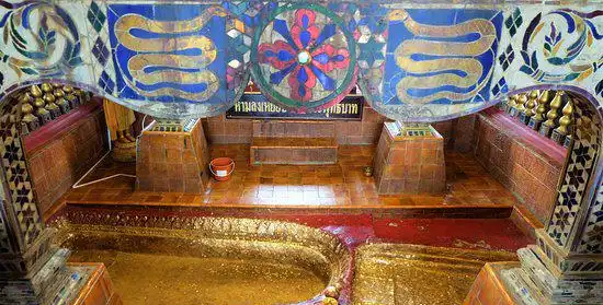 Отели в г. Makok