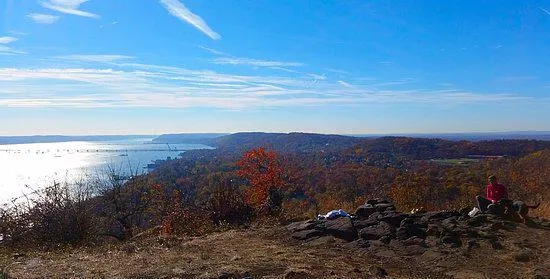 Hook Mountain State Park