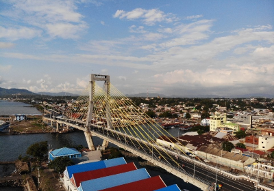 蘇加諾橋Soekarno Bridge