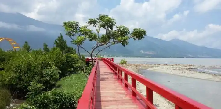 Hotels in Palu