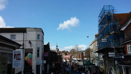 Cliffe High Street