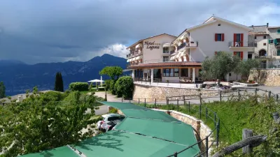 Hotel Laguna Các khách sạn gần Jungle Adventure Park