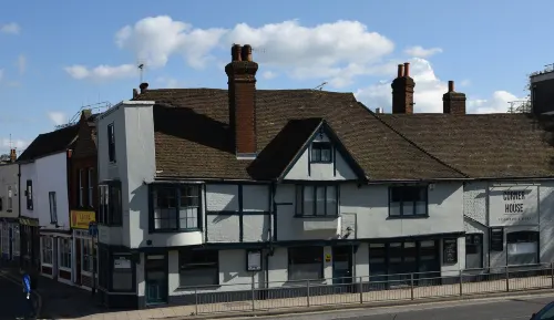 The Corner House Canterbury Hotels in Ickham and Well