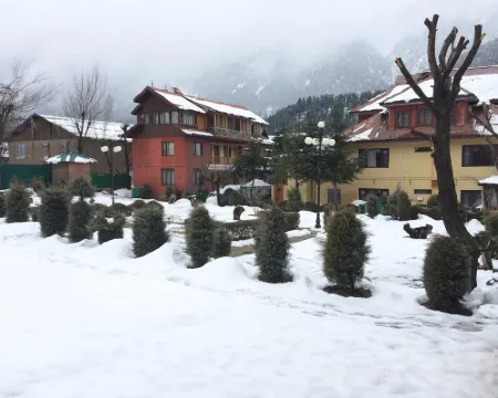 Hotel Volga Hotels in Pahalgam