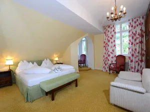 Dermuth Hotels – Parkvilla Worth