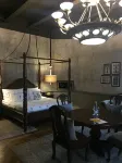 Pevcheskaya Bashnya Hotel
