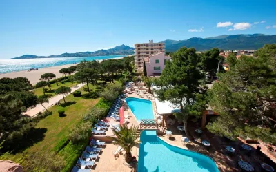 Grand Hôtel du Lido Отели рядом с достопримечательностью «Camping Catalan»