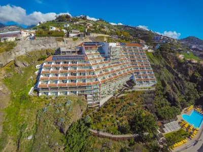 Hotel Orca Praia Hotel a Câmara de Lobos