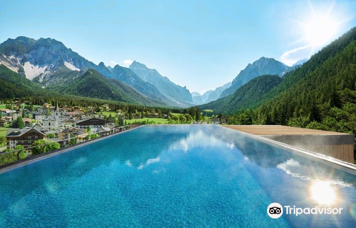 Excelsior Dolomites Life Resort