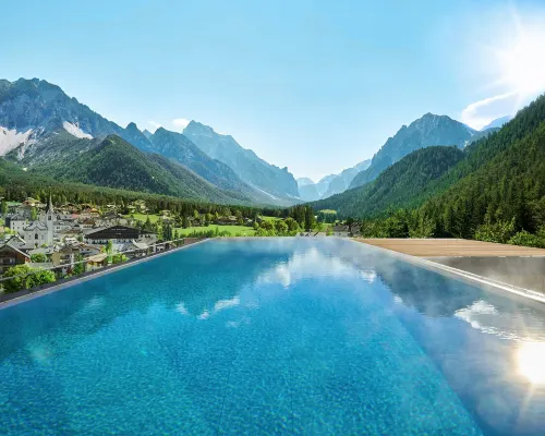 Excelsior Dolomites Life Resort Hotels in Enneberg