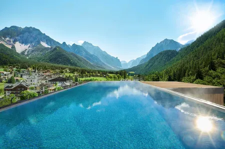 Excelsior Dolomites Life Resort