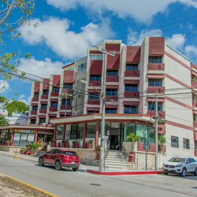 Hotel Plaza Kokai Cancún Отели рядом с достопримечательностью «Парк Лас-Палапас»