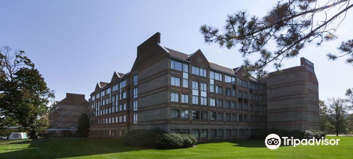 Embassy Suites by Hilton Philadelphia Valley Forge Отели в г. Филадельфия