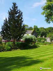 Pitmuies Gardens