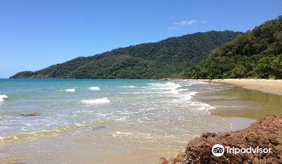 Cow Bay Beach