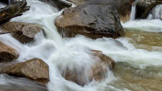 Krathing Waterfall