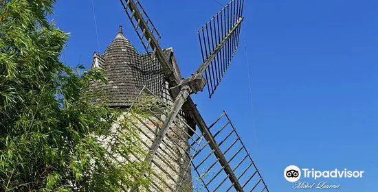 Moulin a Vent de Coulx