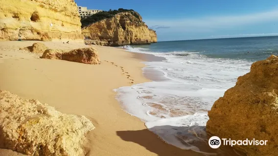 Vale de Centeanes Beach