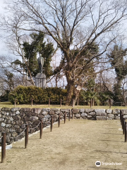 Obata Einosuke Statue