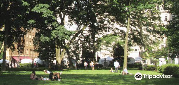 3_Rittenhouse Square