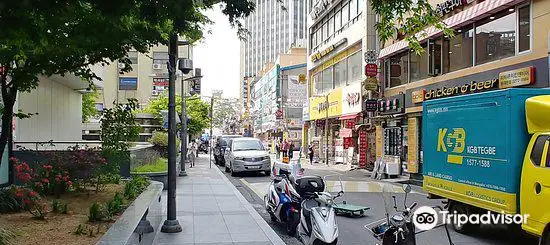 Gwanghuidong Central Asia Street