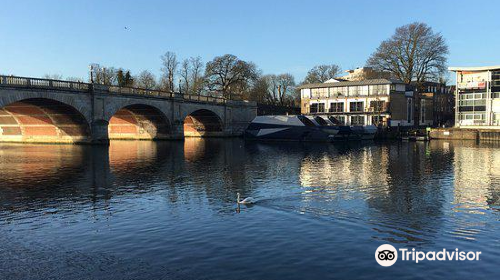 Riverside Walk