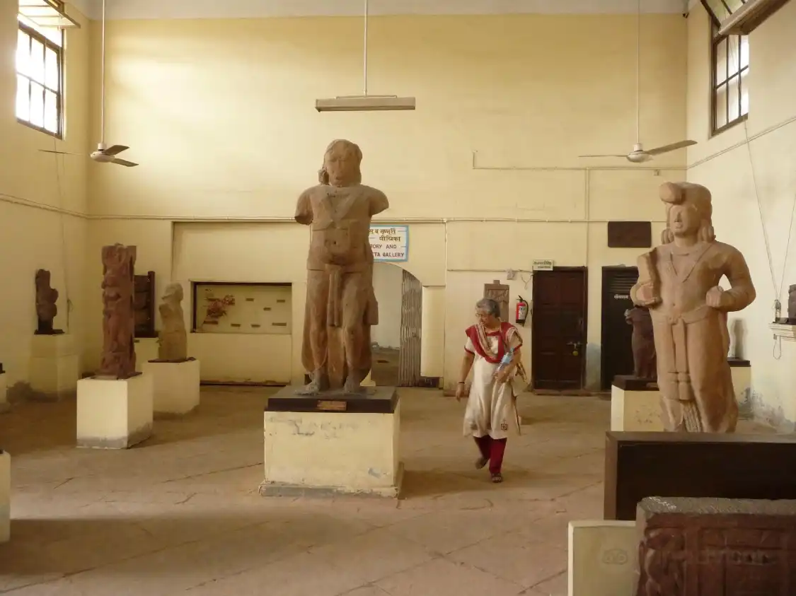 Hotels near Government Museum, Mathura