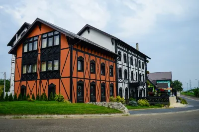 Podu' cu Lanturi Hotels in 
