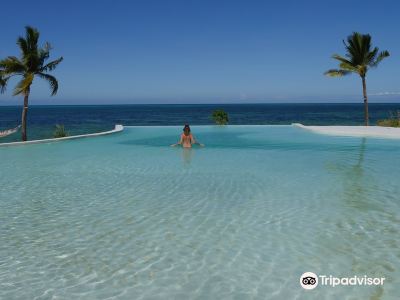 Zanbluu Beach Hotel
