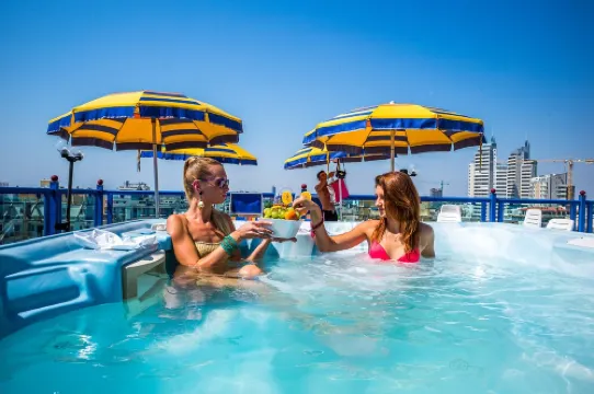 布里奧尼馬雷飯店