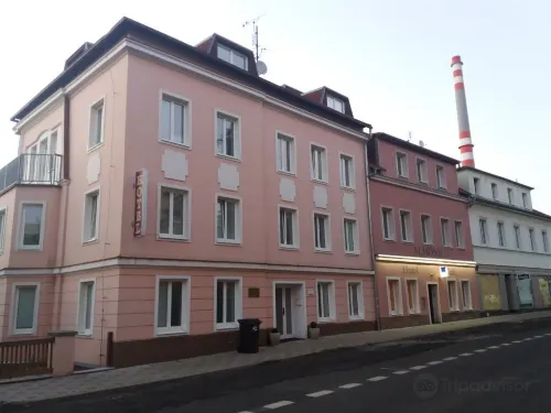 Almond Hotels in Teplice