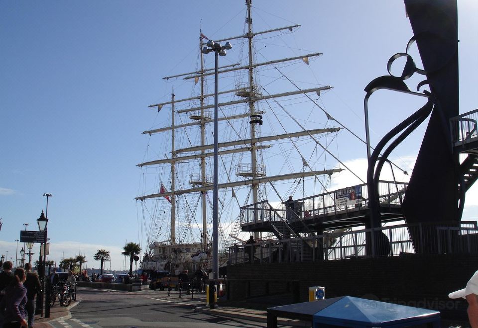 Pineview Guesthouse - Housity