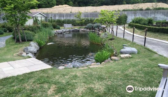 Hanasaki Farm English Rose Garden