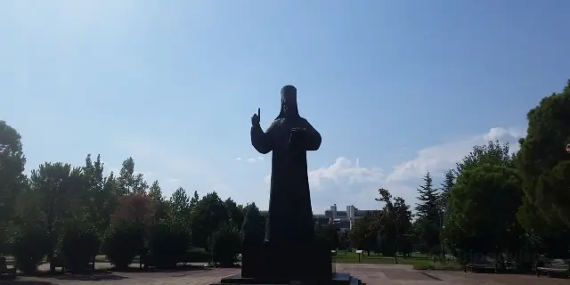 Омар сен