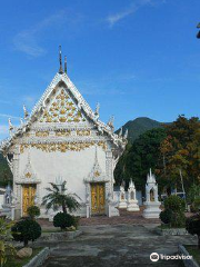 Templo Chaloklum