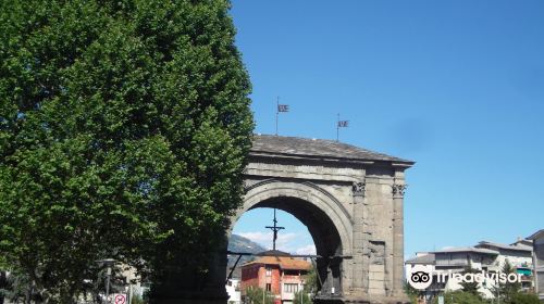 The Arch of Augustus