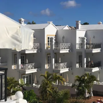 Apartamentos Parque del Sol