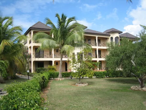 Paradise Cove Resort Hotels in Sandy Ground