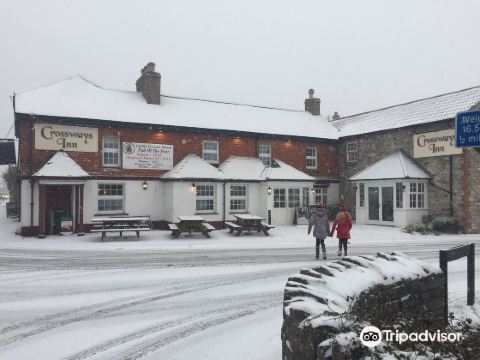 Crossways Inn