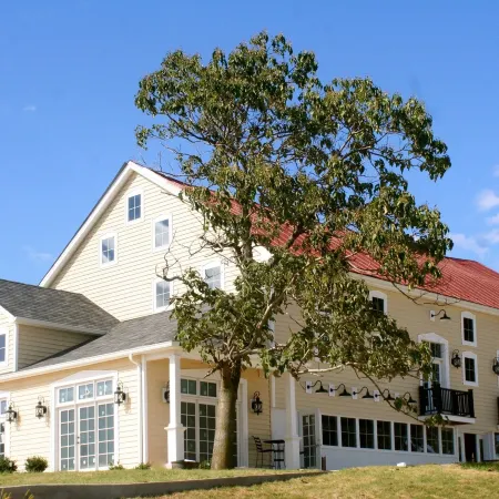 Inn at Springfield Manor