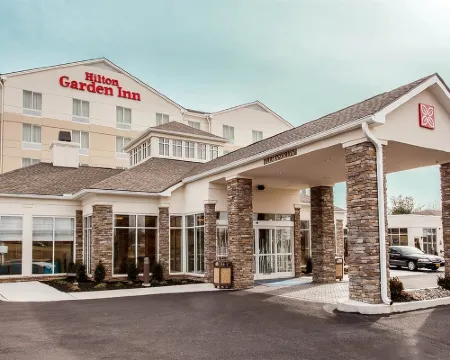 Hilton Garden Inn Roslyn Hotels in North Hempstead