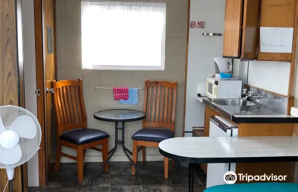 派羅雅汽車旅館