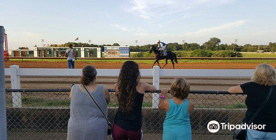 Fairmount Park Casino & Racing